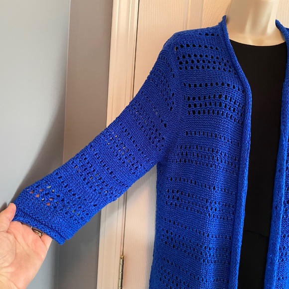 BUY 2 ITEMS & GET 1 FREE: Chico’s Travelers Blue Knit Fringe Cardigan Sz 12 - Picture 4 of 8